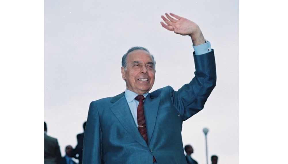 Qazaxda uşaqlıq xatirələrimdəHeydər Babamız